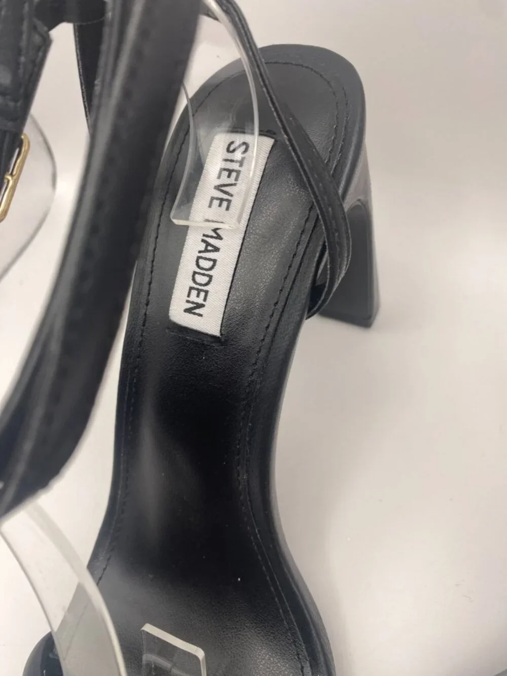 Steve Madden Women Eryka Black Leather Ankle Strap Sandal  Sz 8
